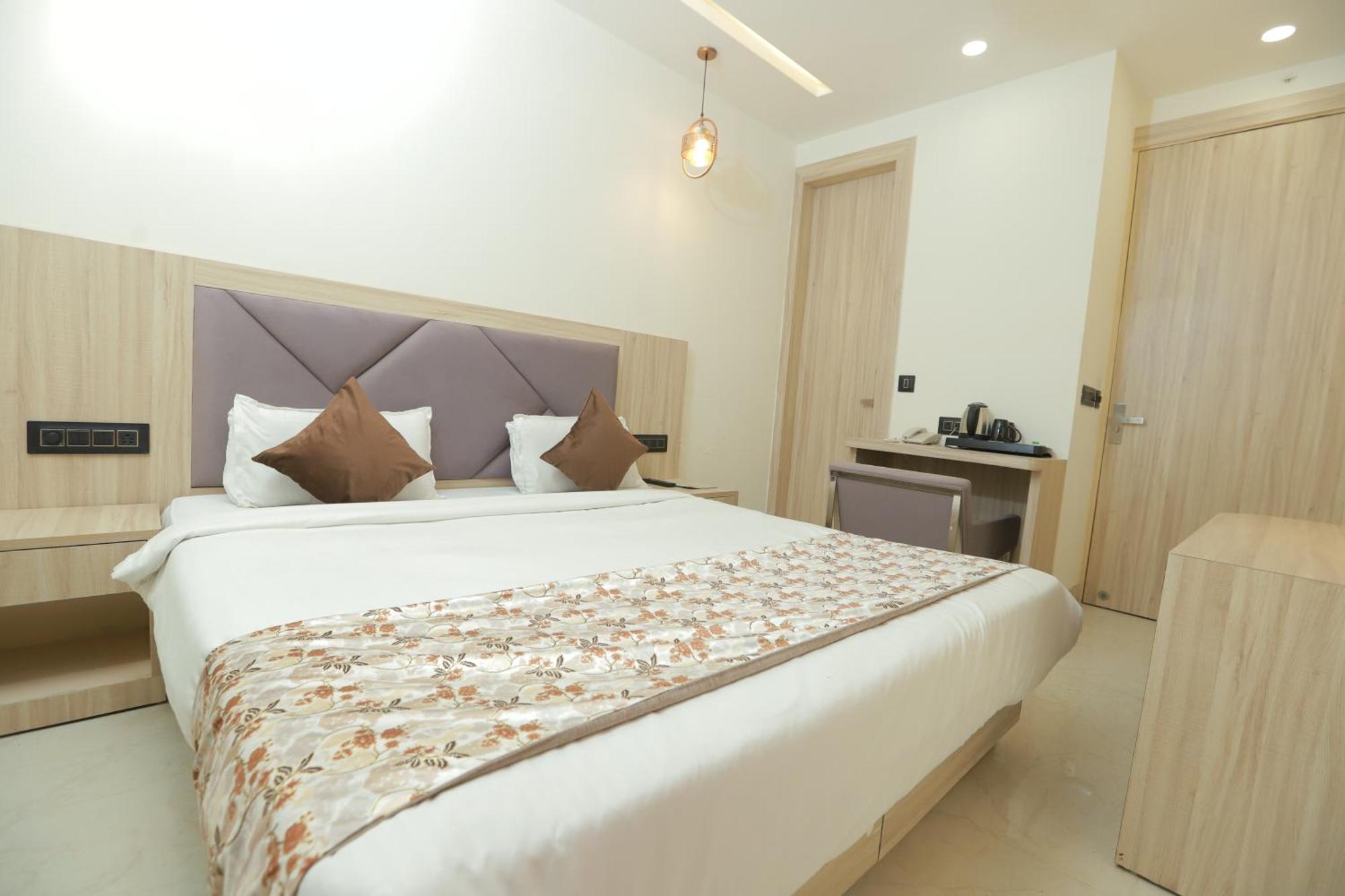 Zed Hotel - Delhi International Airport New Delhi Exterior photo